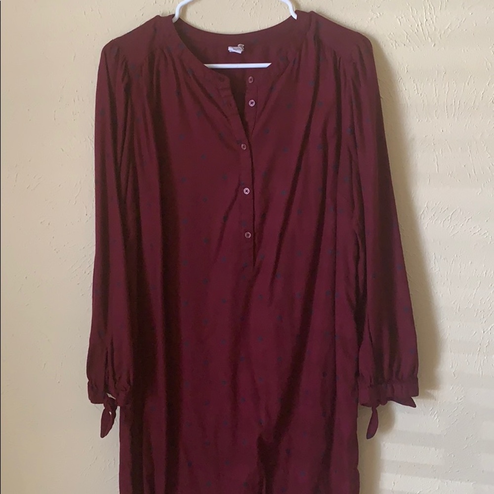 Maroon tunic with tie sleeve details
